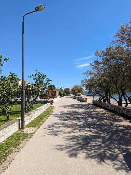 Zeezicht Appartement 50M From Beach Срима Екстер'єр фото